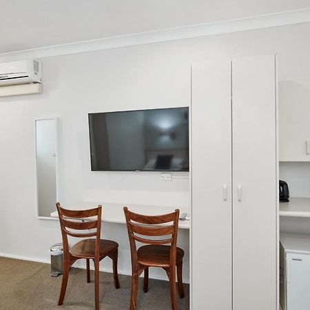 Wingham Motel Luaran gambar