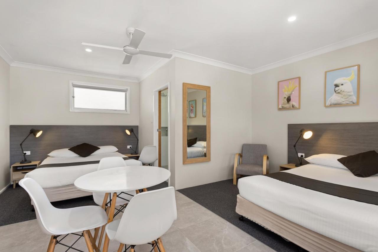 Wingham Motel Luaran gambar