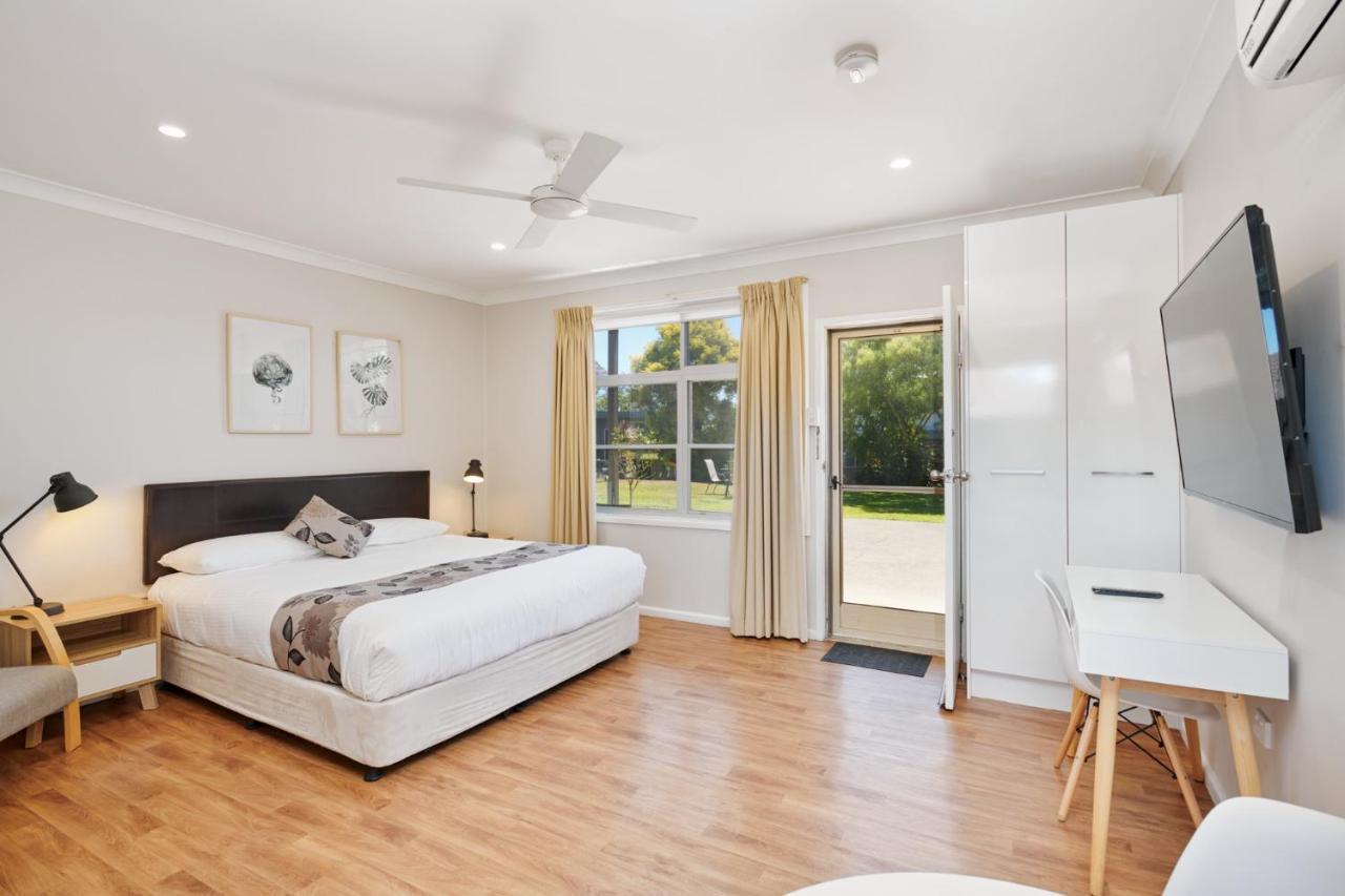 Wingham Motel Luaran gambar