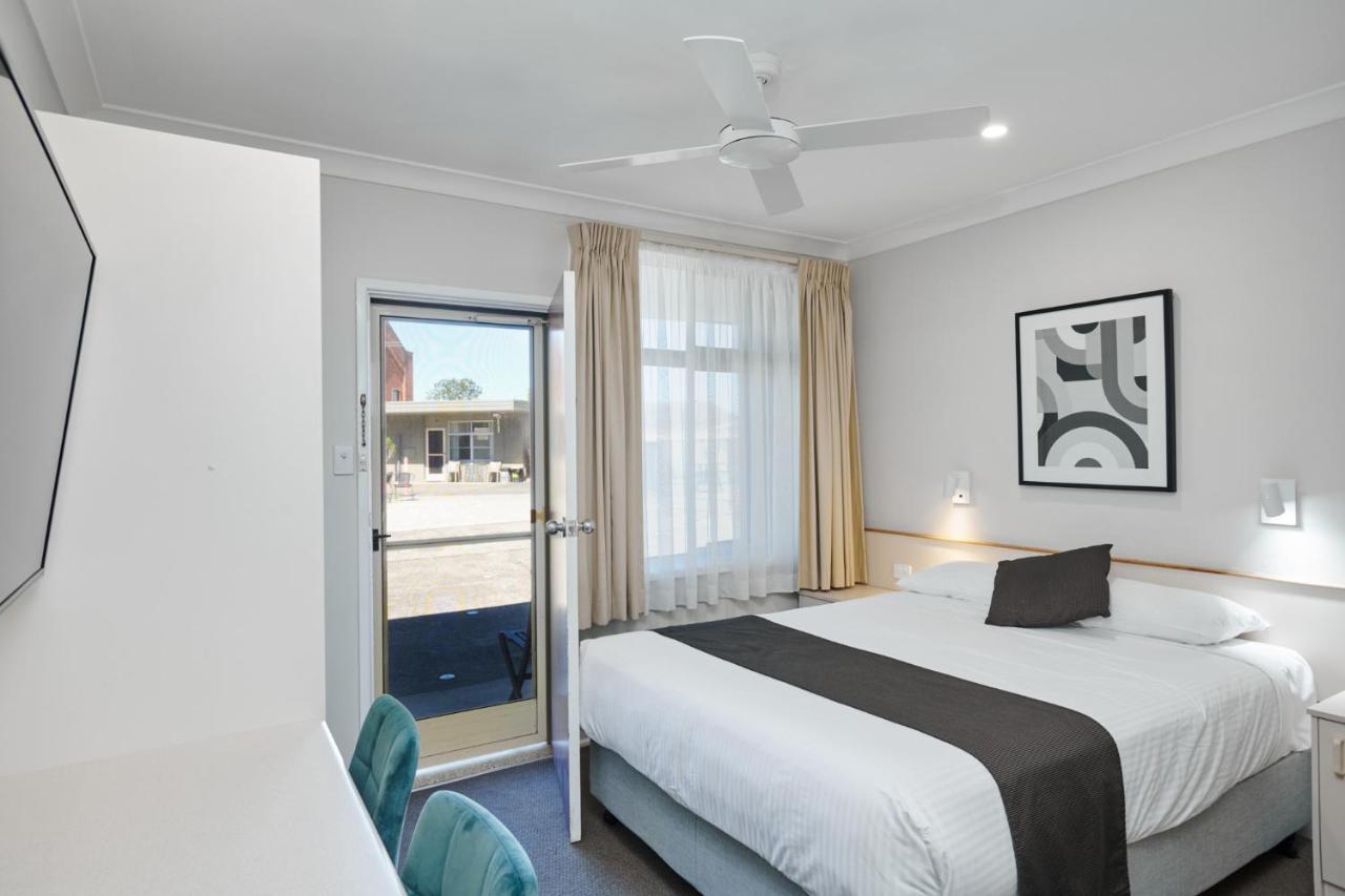 Wingham Motel Luaran gambar