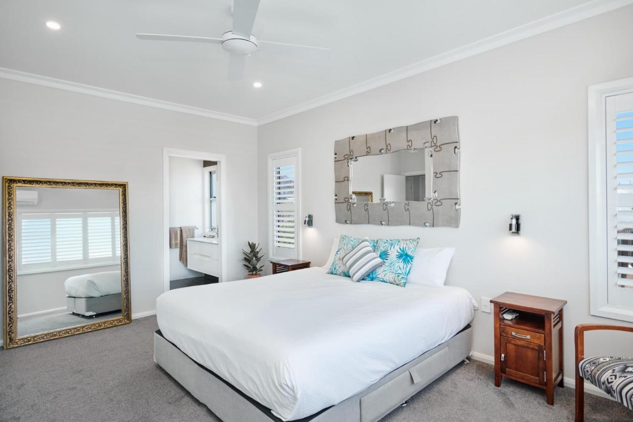 Wingham Motel Luaran gambar