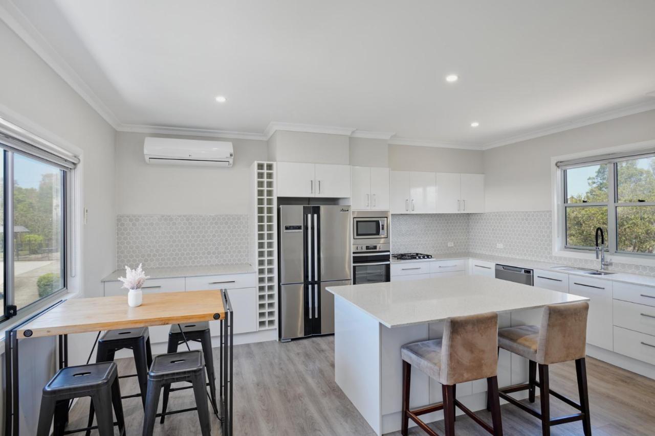 Wingham Motel Luaran gambar