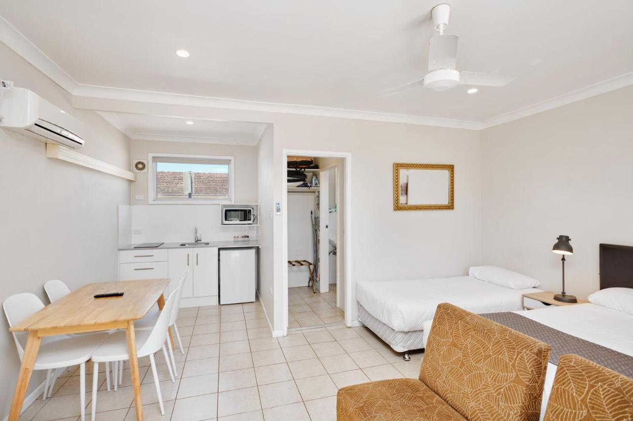 Wingham Motel Luaran gambar
